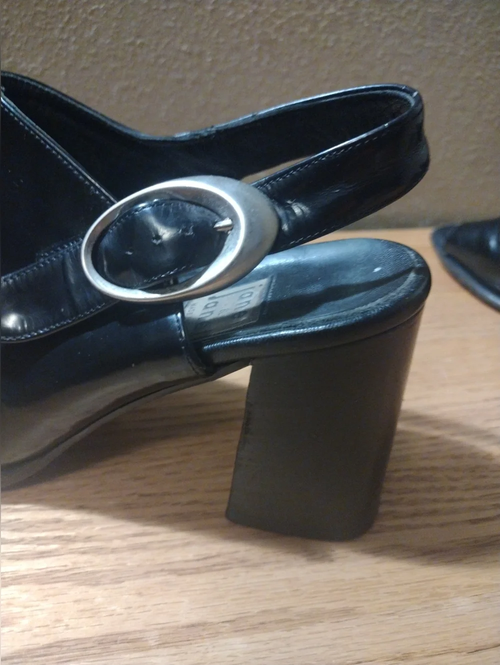 JANET & JANET Size EU 38.5 USW 8.5. Sandals Black Leather. Made in Italy